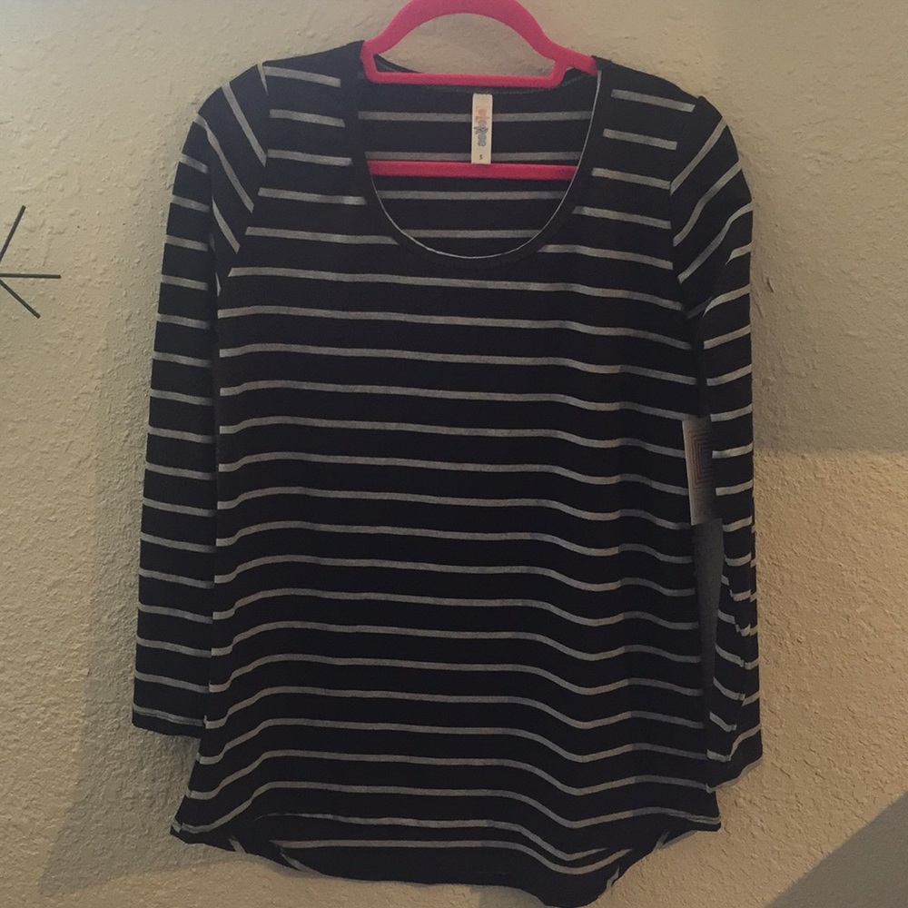 NWT Black & Grey LuLaRoe Lynnae